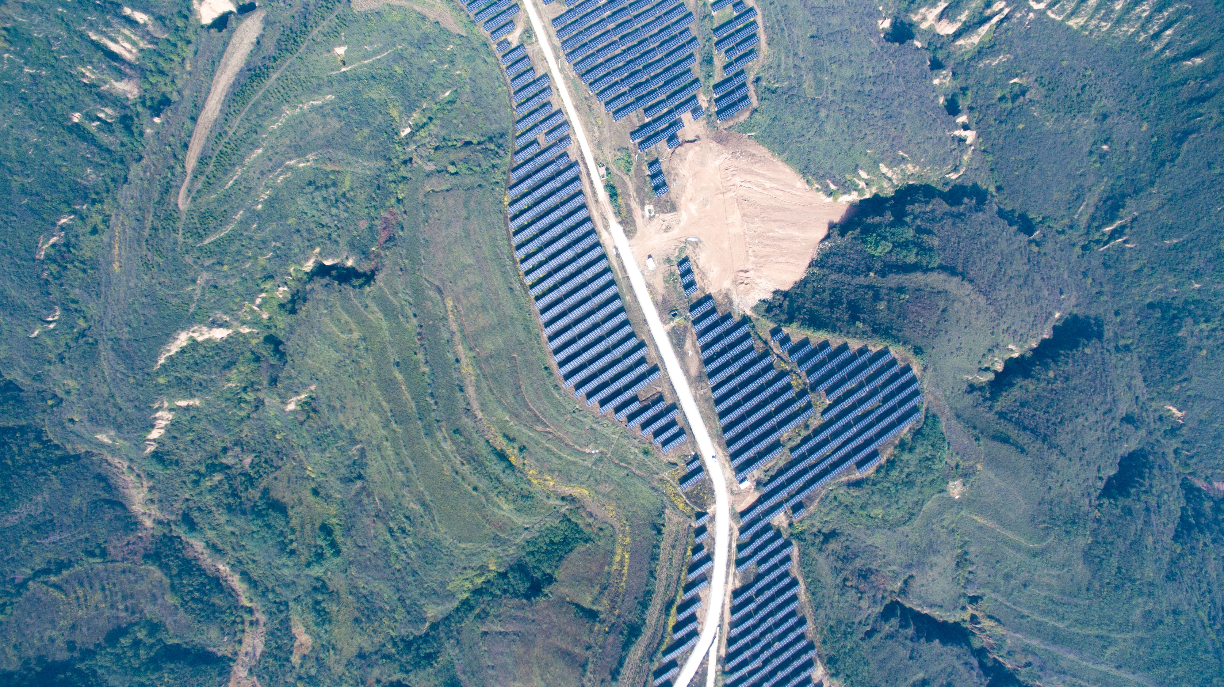 不朽情缘农光互补一体化计划 - 提升单位土地经济密度