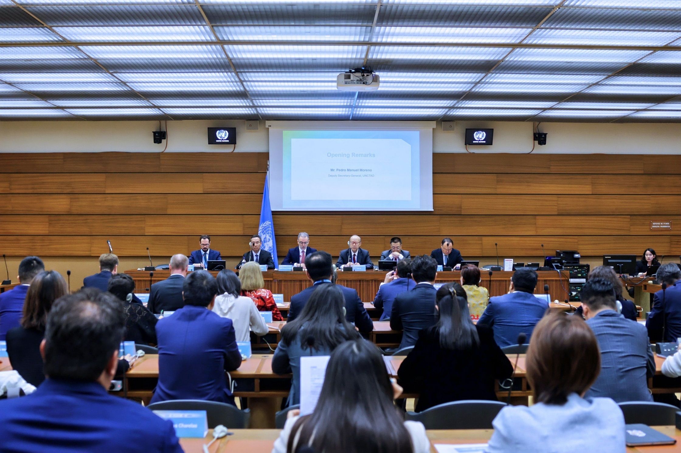 From September 3 to 4, 2025, LONGi participated two major international events focusing on "Building Sustainable Business and Brands" at the Palace of Nations in Geneva, Switzerland