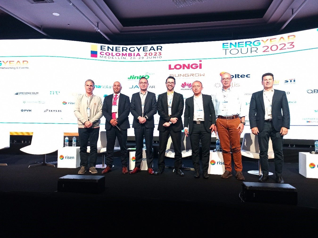 Panel of leaders at Energyear Colombia 2023, from left to right: Luis Felipe Vélez, VP and Commercial Leader, Celsia; Ivan Reyes, Head of Utility Mexico, Colombia & Caribbean, LONGi; Jhon Castillo, Commercial Leader, AES Colombia; Ricardo León Tobón, Business Development Specialist, ISA Intercolombia; Edwin Cruz, Deputy Director, ANDEG; Alberto Mejía, Wholesale Energy Market Manager, EPM; Raúl Morales, CEO, Soltec