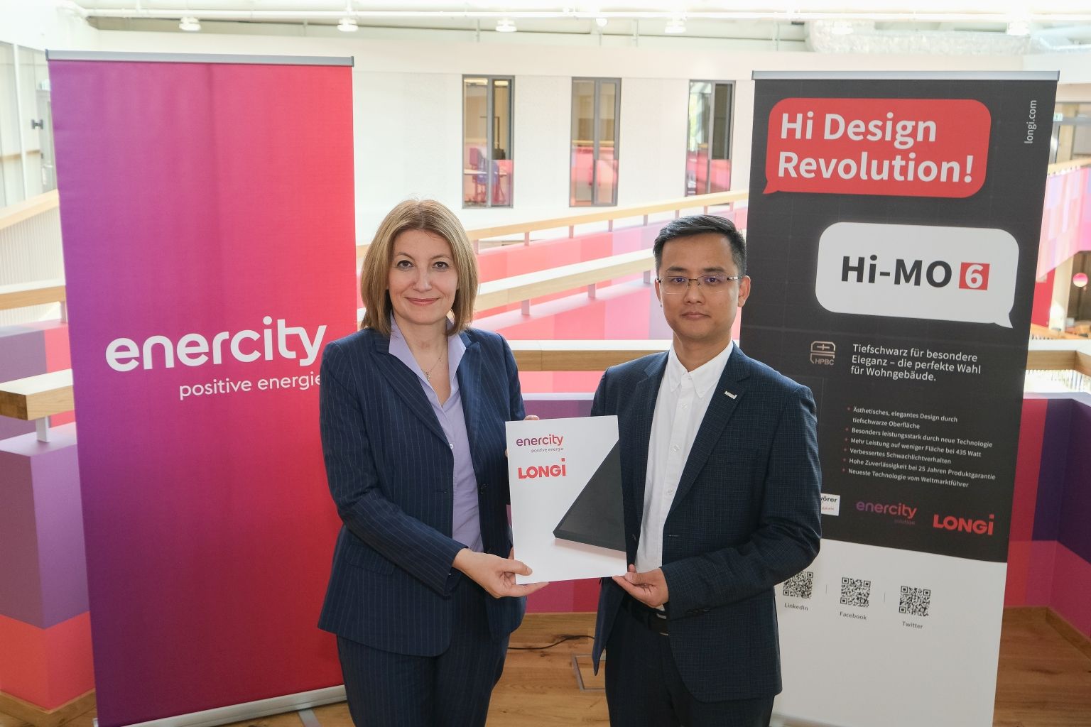 Dr. Susanna Zapreva, CEO of enercity and Nick Wang Vice President of LONGi Europe Distributed Generation (DG)